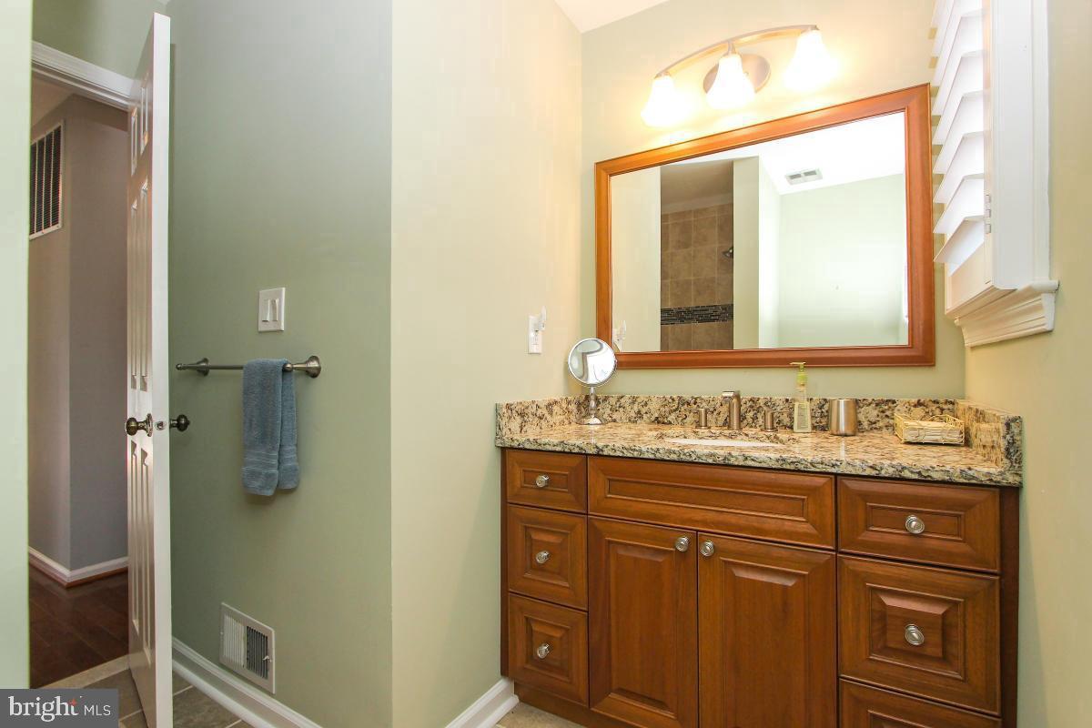 North Potomac, Maryland, 20878, United States, 5 Bedrooms Bedrooms, ,4 BathroomsBathrooms,Residential,Active,1888955