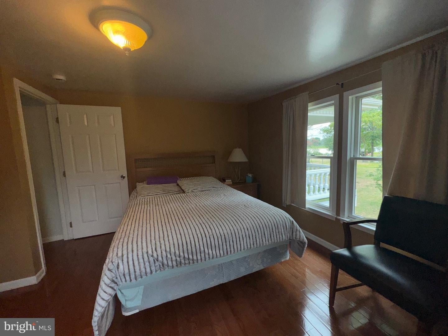 Delanco, New Jersey, 08075, United States, 5 Bedrooms Bedrooms, ,3 BathroomsBathrooms,Residential,Active,1914605