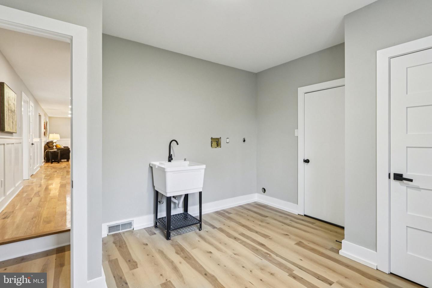 Yardley, Pennsylvania, 19067, United States, 4 Bedrooms Bedrooms, ,4 BathroomsBathrooms,Residential,Active,2002598