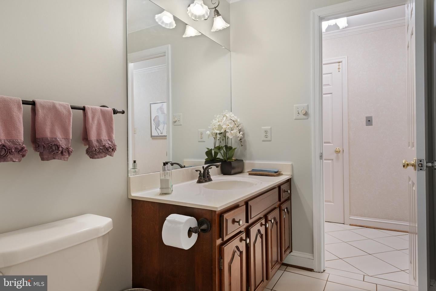 Potomac, Maryland, 20854, United States, 5 Bedrooms Bedrooms, ,6 BathroomsBathrooms,Residential,Active,1988488