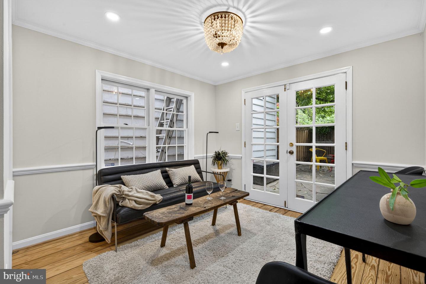 Alexandria, Virginia, 22314, United States, 3 Bedrooms Bedrooms, ,3 BathroomsBathrooms,Residential,Active,2044570