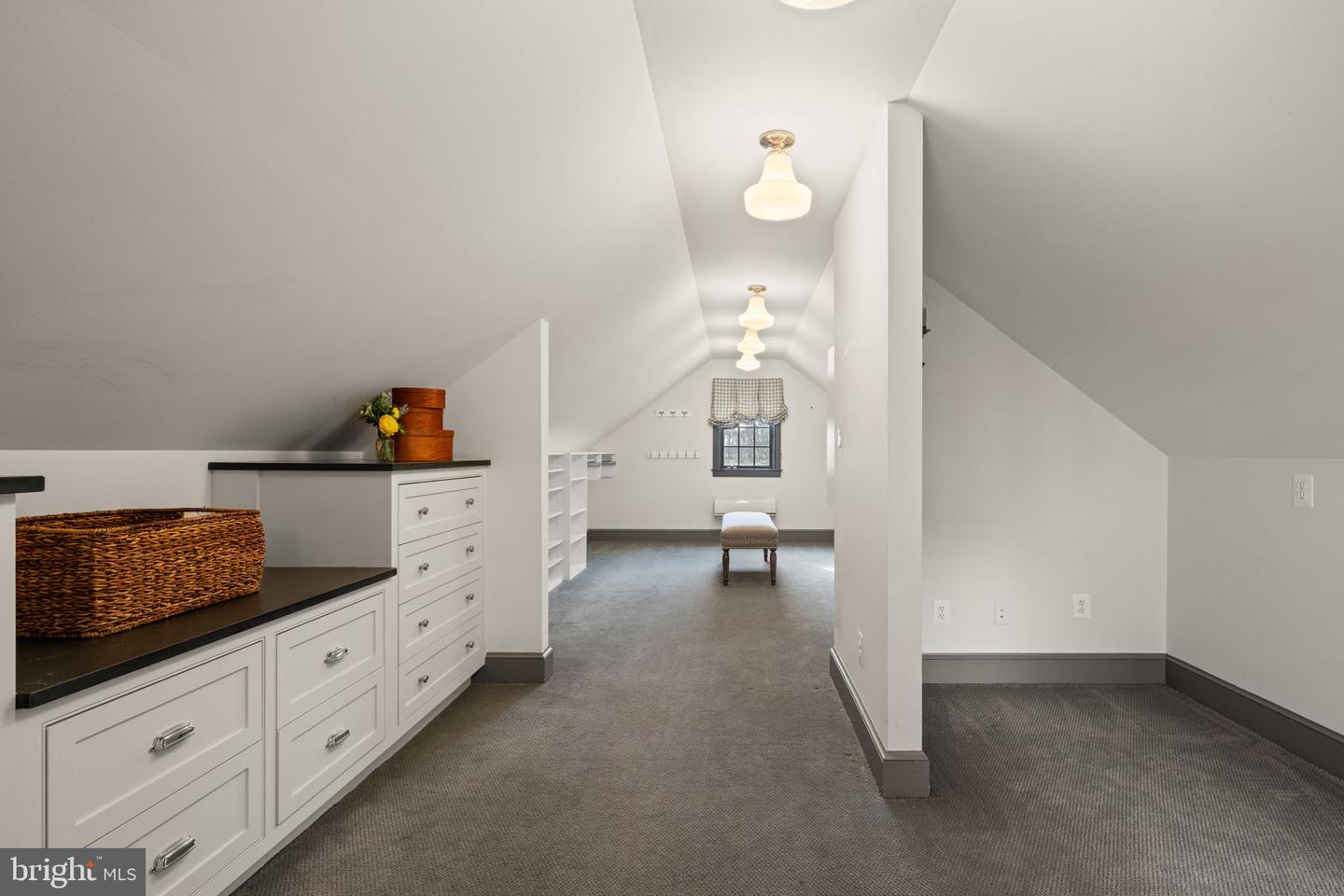 Leesburg, Virginia, 20175, United States, 4 Bedrooms Bedrooms, ,5 BathroomsBathrooms,Residential,Active,2011862