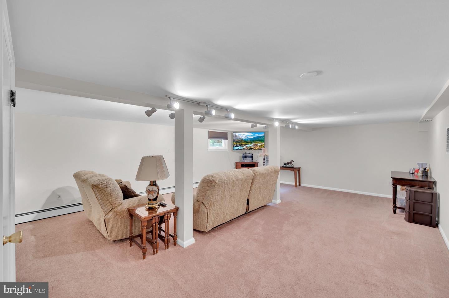 Freehold, New Jersey, 07728, United States, 3 Bedrooms Bedrooms, ,3 BathroomsBathrooms,Residential,Active,1922297