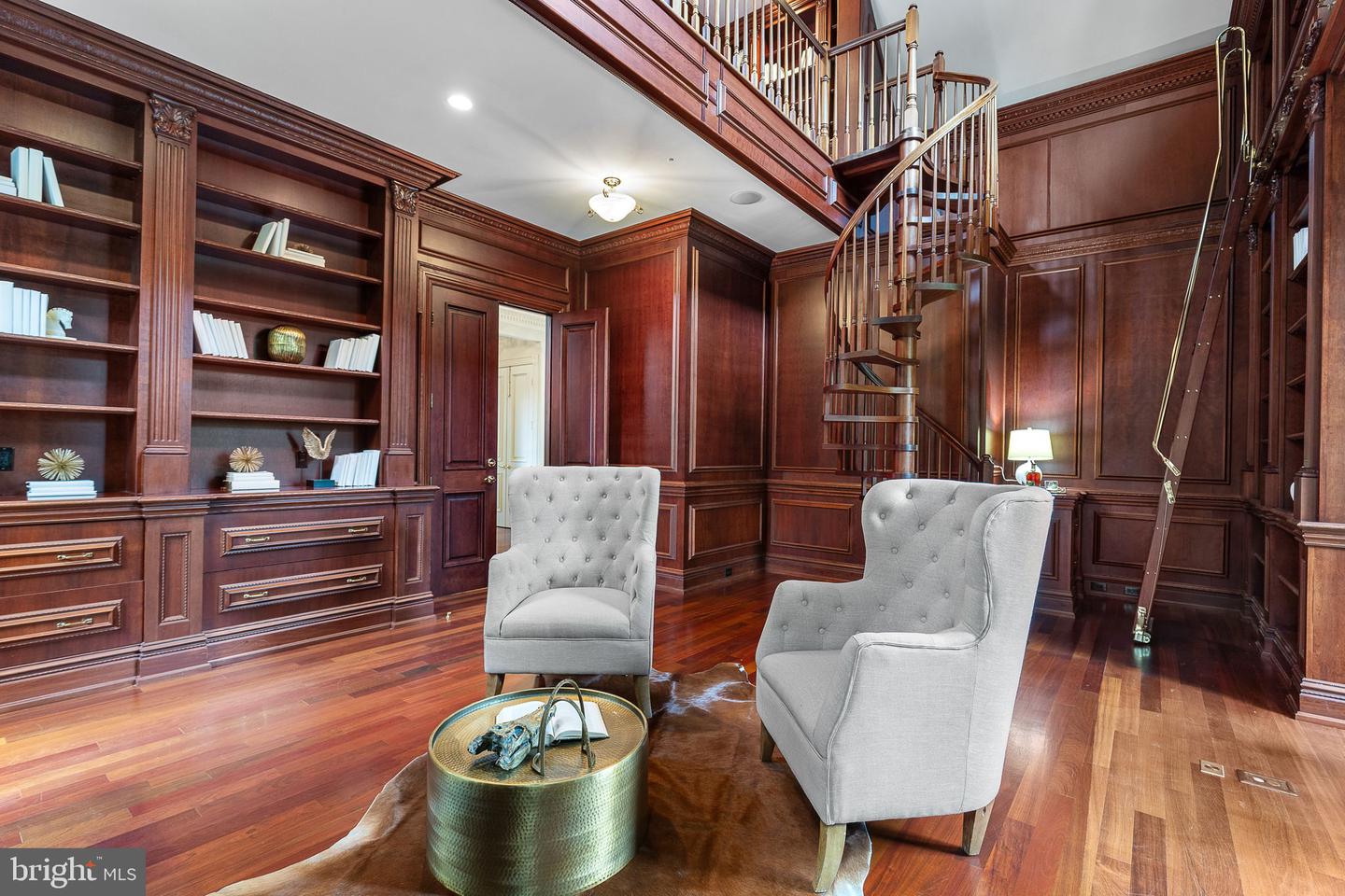 Lorton, Virginia, 22079, United States, 6 Bedrooms Bedrooms, ,8 BathroomsBathrooms,Residential,Active,1933878
