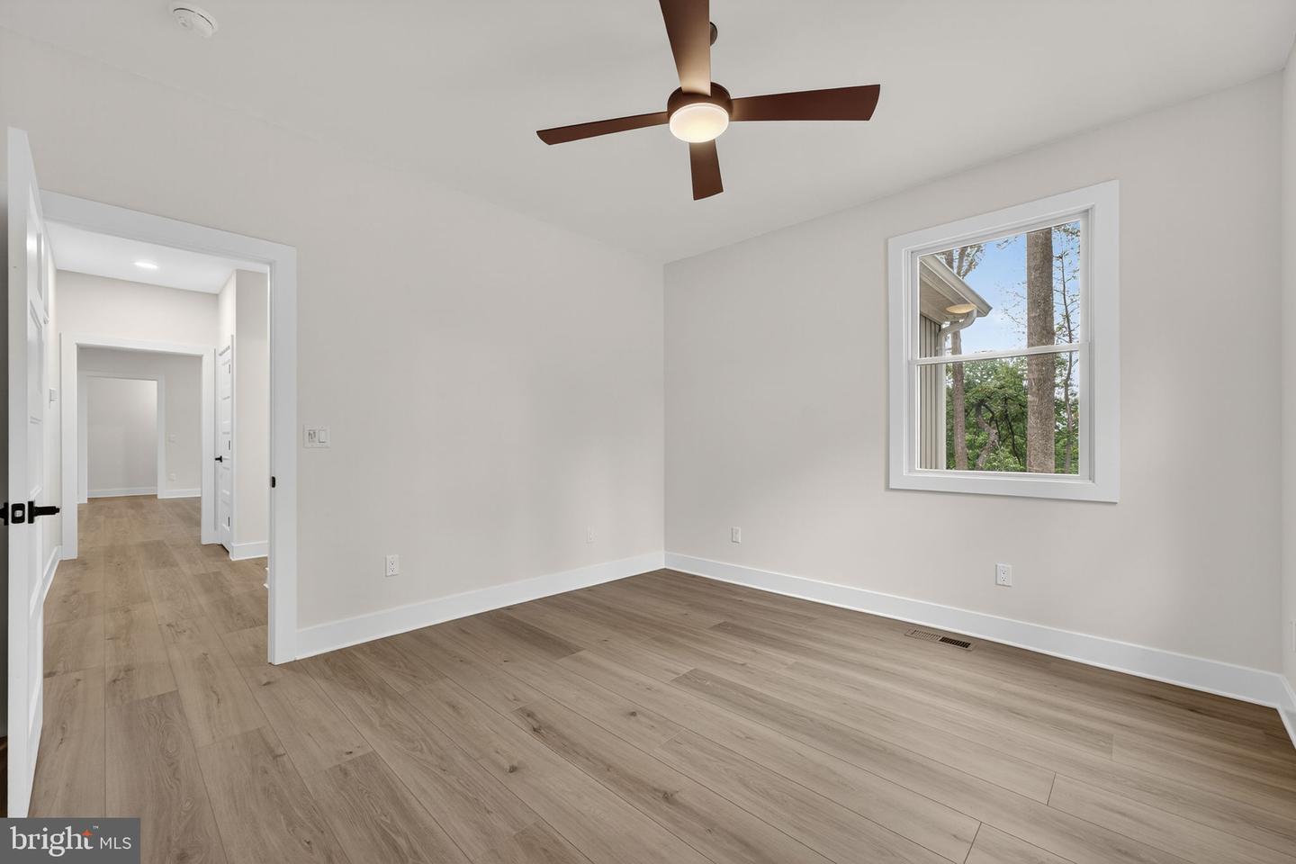 Warrenton, Virginia, 20187, United States, 3 Bedrooms Bedrooms, ,4 BathroomsBathrooms,Residential,Active,1963257