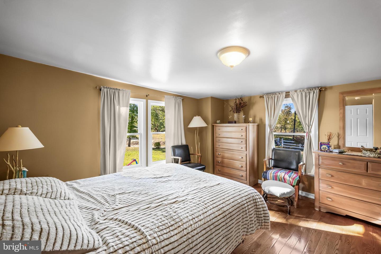 Delanco, New Jersey, 08075, United States, 5 Bedrooms Bedrooms, ,3 BathroomsBathrooms,Residential,Active,1914605