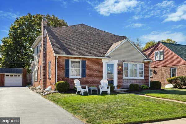 1372 HARRINGTON RD, HAVERTOWN, PA 19083 - Image 1