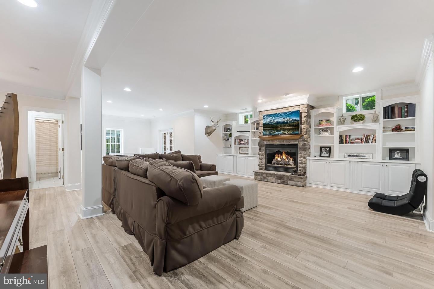 Alexandria, Virginia, 22307, United States, 5 Bedrooms Bedrooms, ,5 BathroomsBathrooms,Residential,Active,1945214