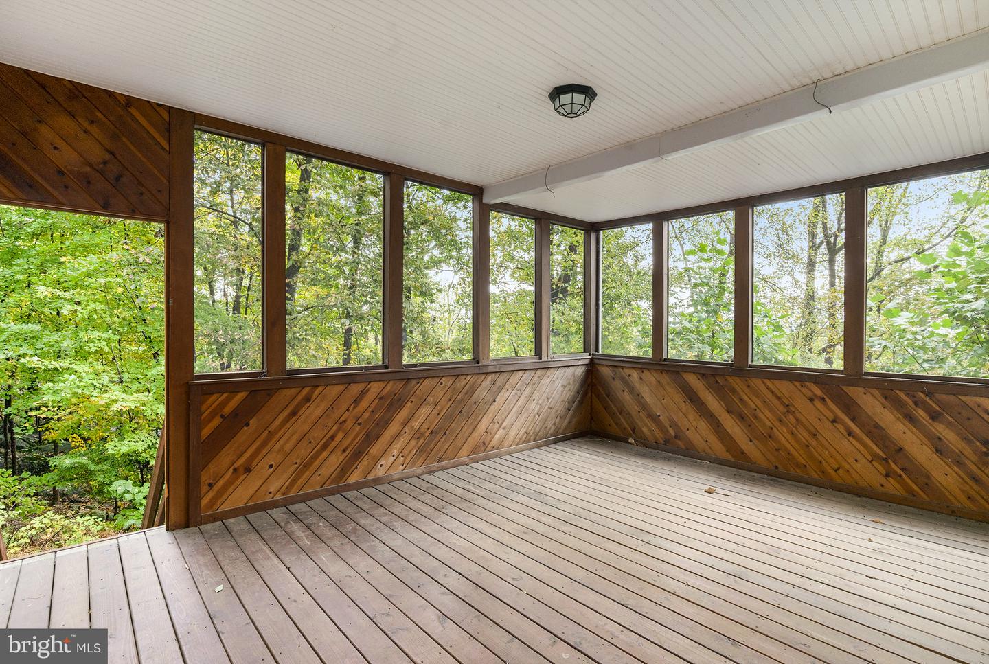 Sellersville, Pennsylvania, 18960, United States, 10 Bedrooms Bedrooms, ,7 BathroomsBathrooms,Residential,Active,1965847