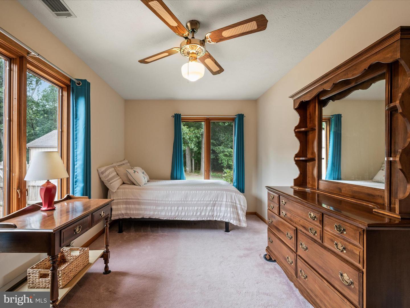 Berryville, Virginia, 22611, United States, 4 Bedrooms Bedrooms, ,3 BathroomsBathrooms,Residential,Active,1884871