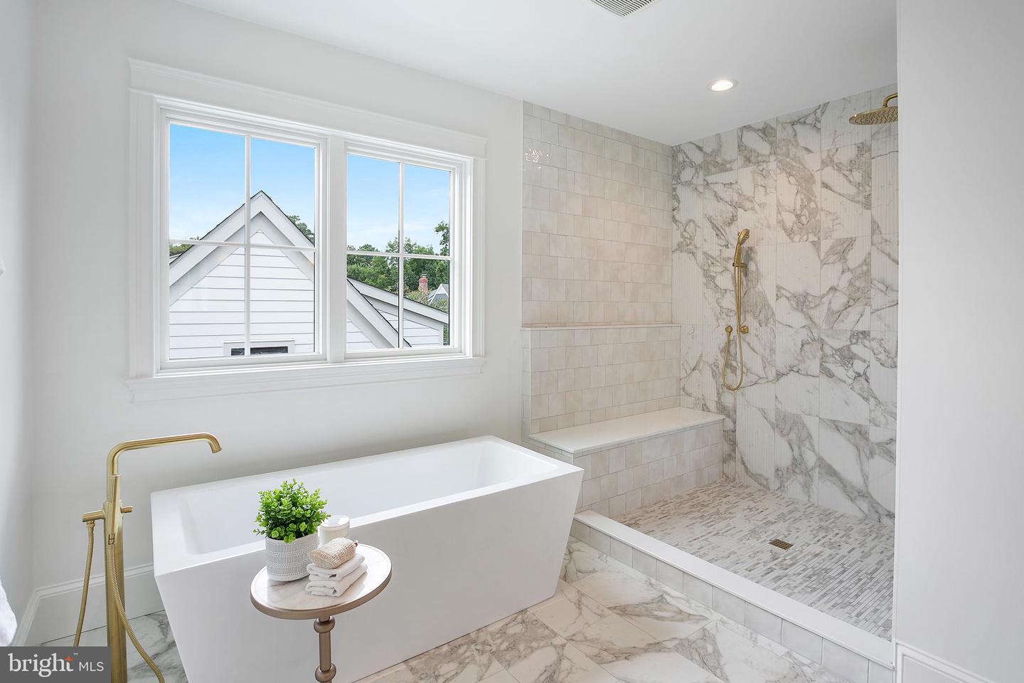 Arlington, Virginia, 22201, United States, 7 Bedrooms Bedrooms, ,8 BathroomsBathrooms,Residential,Active,1944105