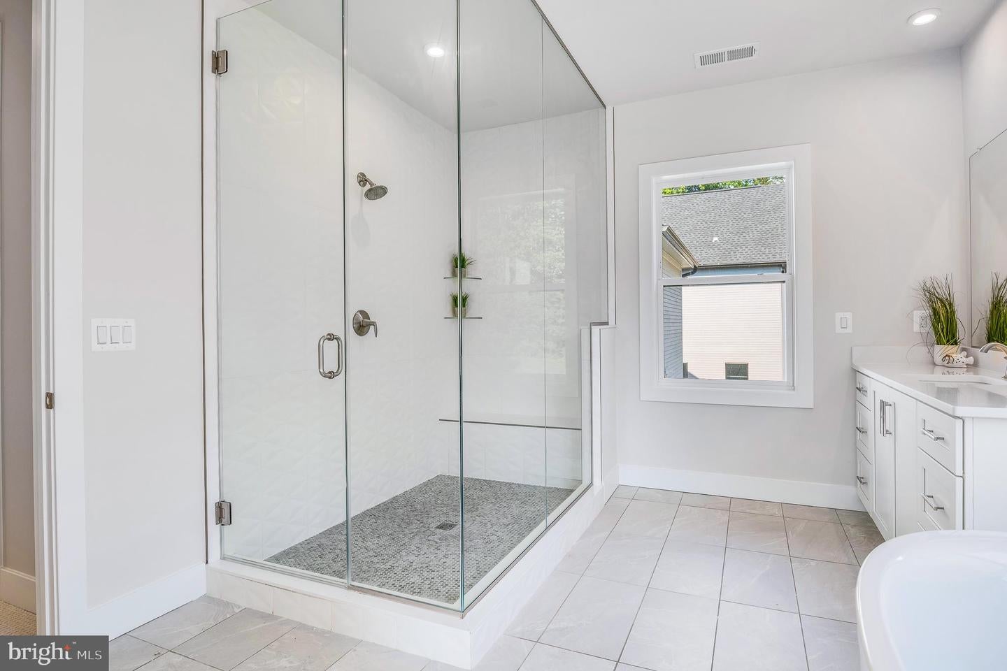 Bethesda, Maryland, 20817, United States, 5 Bedrooms Bedrooms, ,5 BathroomsBathrooms,Residential,Active,1880183