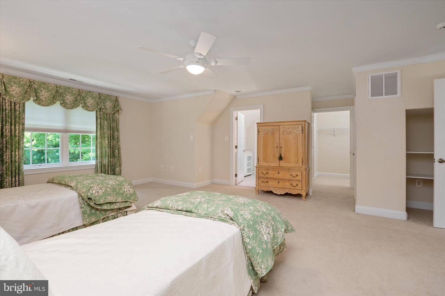 Dunkirk, Maryland, 20754, United States, 8 Bedrooms Bedrooms, ,9 BathroomsBathrooms,Residential,Active,2052010