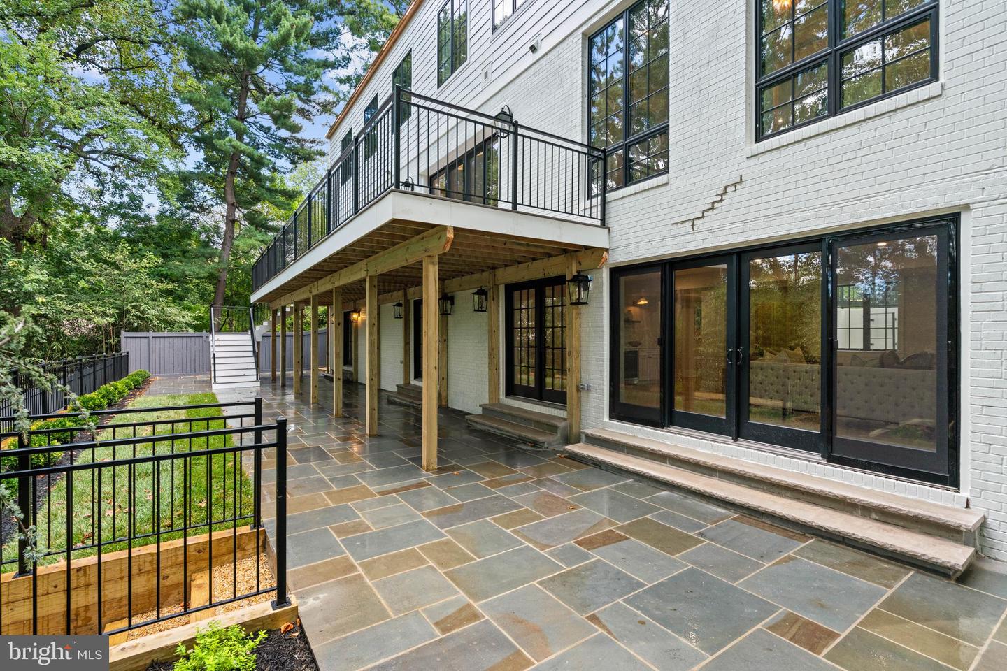 Washington, District Of Columbia, 20016, United States, 6 Bedrooms Bedrooms, ,8 BathroomsBathrooms,Residential,Active,1934802