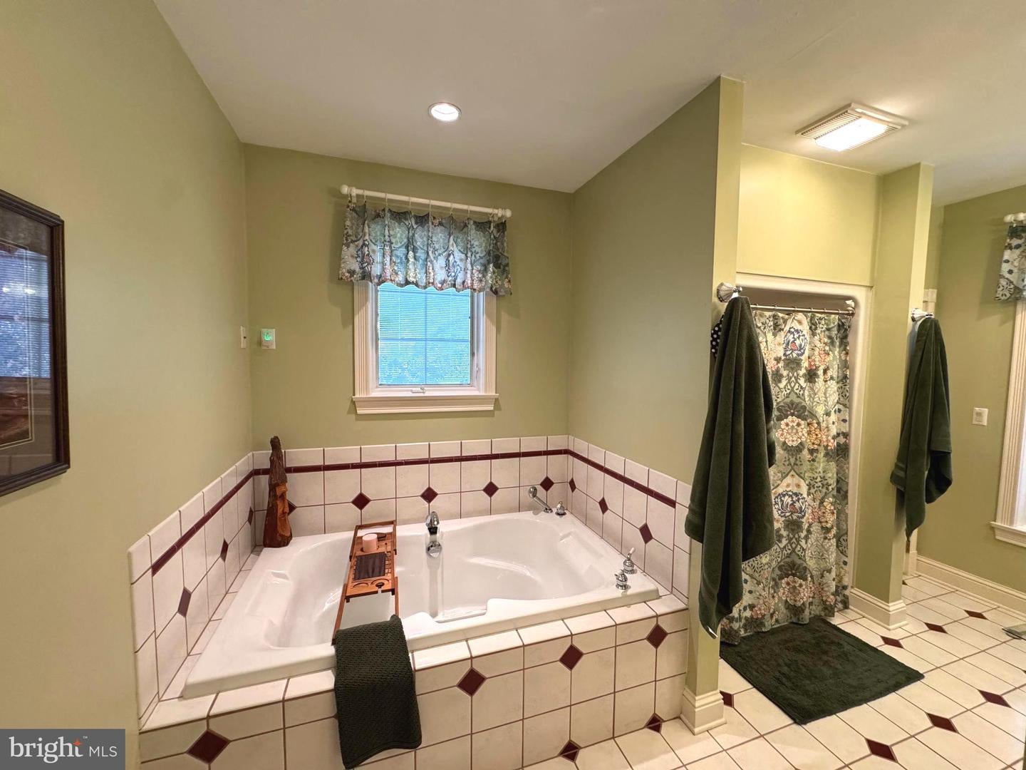 State College, Pennsylvania, 16801, United States, 4 Bedrooms Bedrooms, ,4 BathroomsBathrooms,Residential,Active,1988791