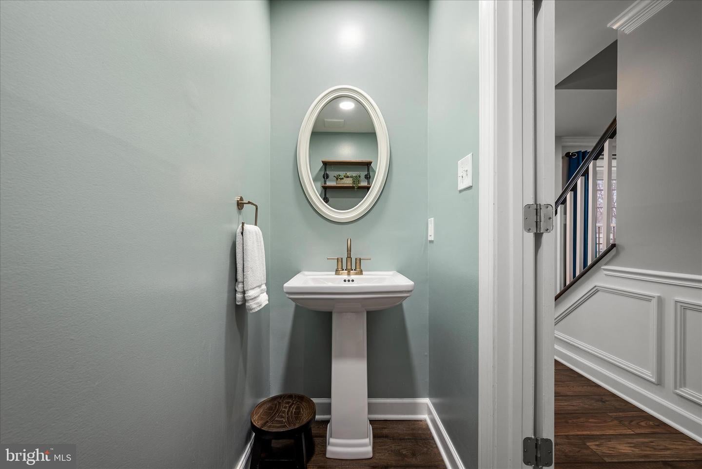 Centreville, Virginia, 20120, United States, 4 Bedrooms Bedrooms, ,3 BathroomsBathrooms,Residential,Active,2015484