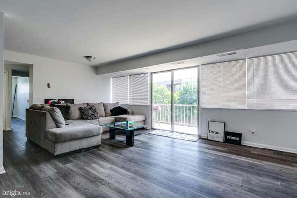 5831 QUANTRELL AVE APT 204, ALEXANDRIA, VA 22312 - Image 1