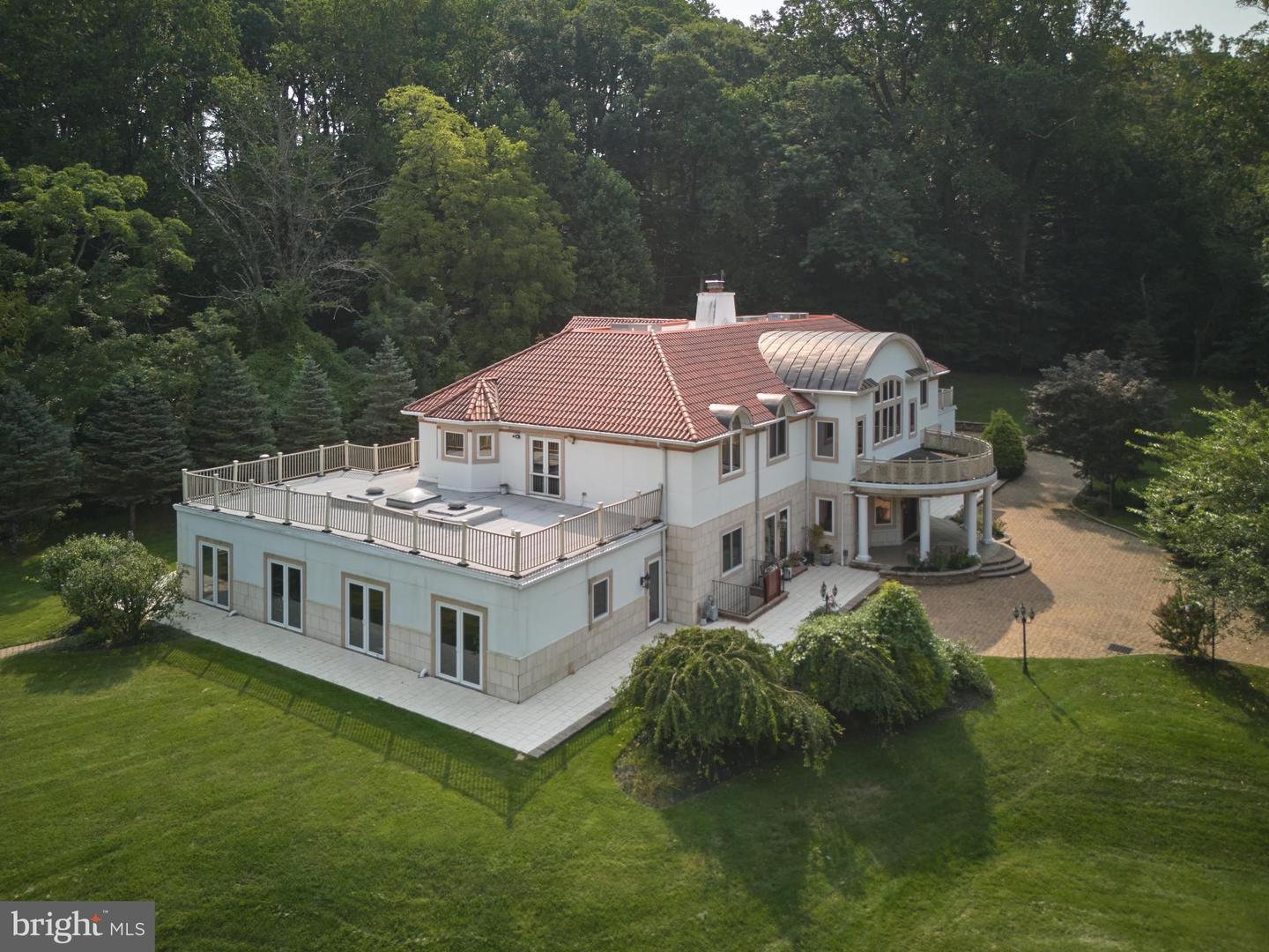 Bryn Mawr, Pennsylvania, 19010, United States, 6 Bedrooms Bedrooms, ,9 BathroomsBathrooms,Residential,Active,1943763