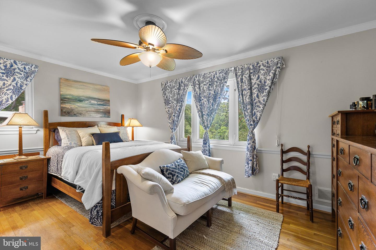Falls Church, Virginia, 22041, United States, ,3 BathroomsBathrooms,Residential,Active,1843858