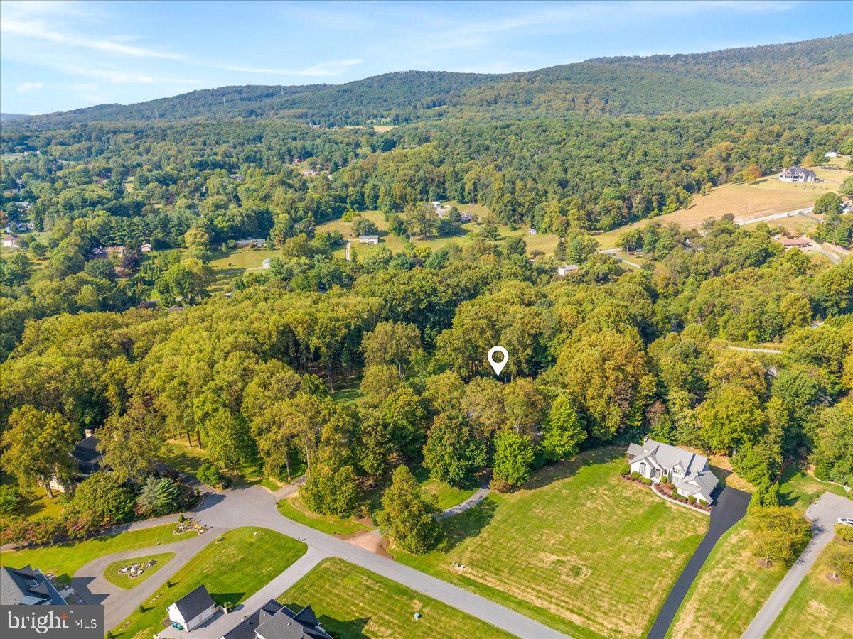 Frederick, Maryland, 21702, United States, 5 Bedrooms Bedrooms, ,8 BathroomsBathrooms,Residential,Active,2002354