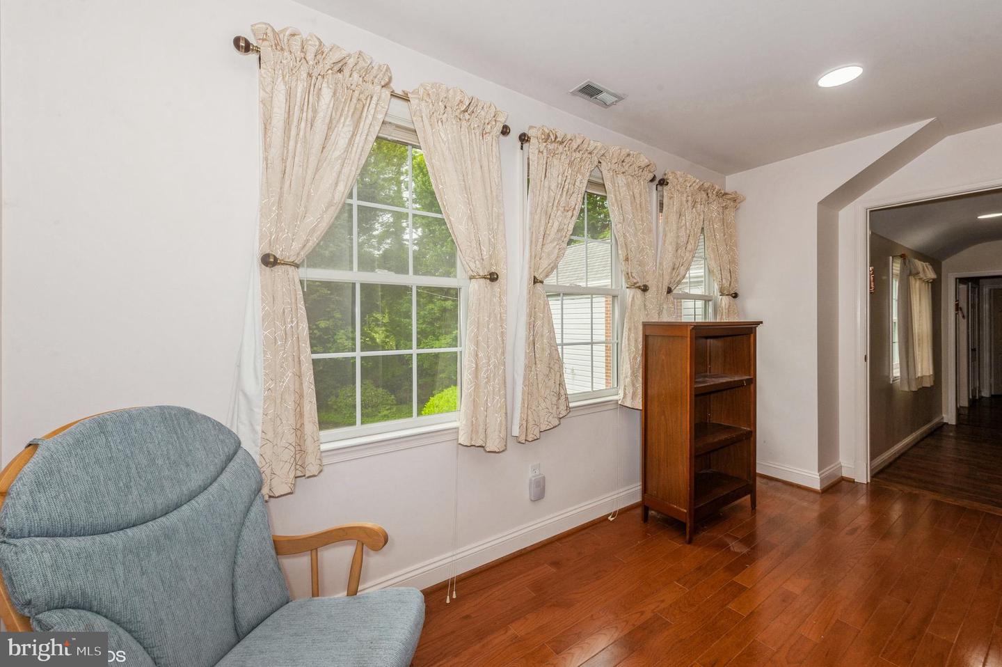 Pikesville, Maryland, 21208, United States, ,6 BathroomsBathrooms,Residential,Pending,1702885