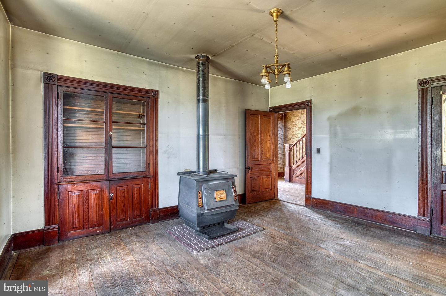 Culpeper, Virginia, 22701, United States, 4 Bedrooms Bedrooms, ,1 BathroomBathrooms,Residential,Active,1799358