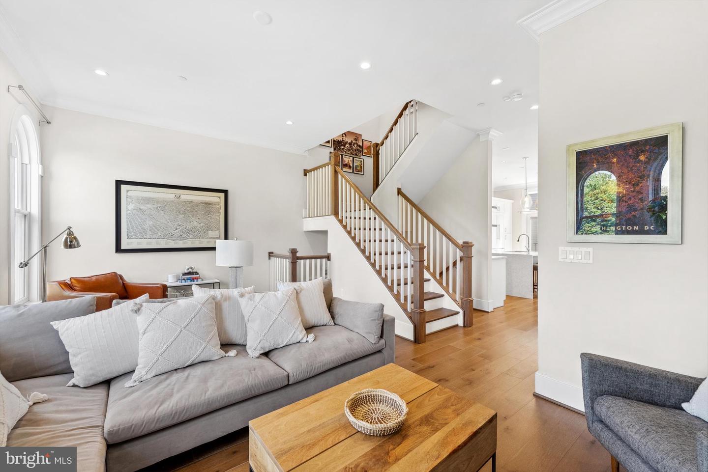 Alexandria, Virginia, 22314, United States, 3 Bedrooms Bedrooms, ,4 BathroomsBathrooms,Residential,Active,1933713