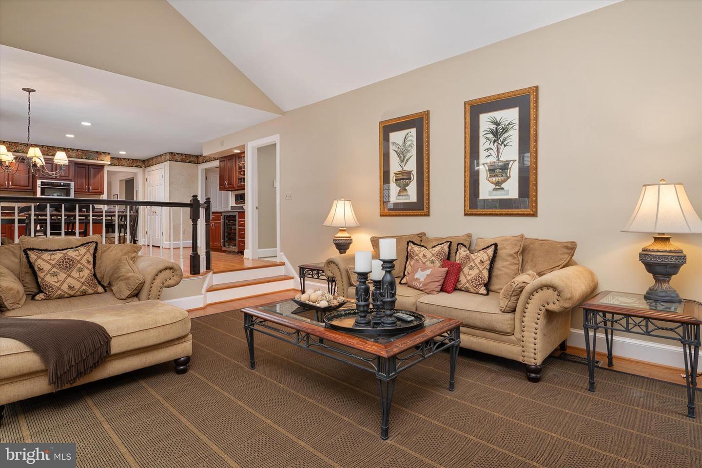 Rockville, Maryland, 20852, United States, 4 Bedrooms Bedrooms, ,4 BathroomsBathrooms,Residential,Active,2045026