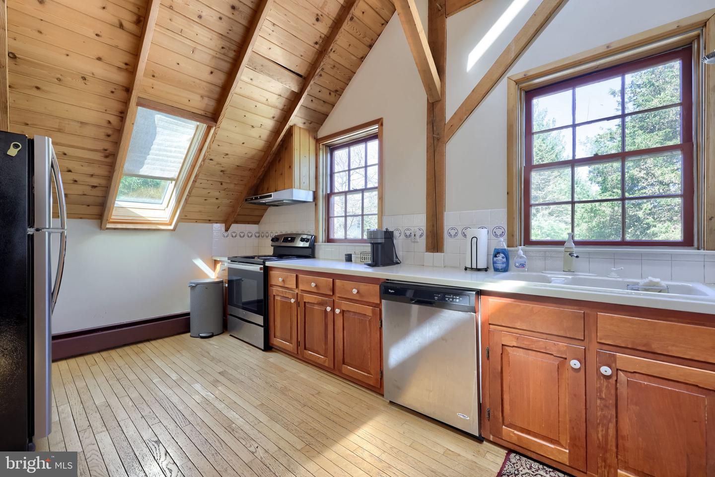 Reading, Pennsylvania, 19606, United States, 5 Bedrooms Bedrooms, ,4 BathroomsBathrooms,Residential,Active,2045028