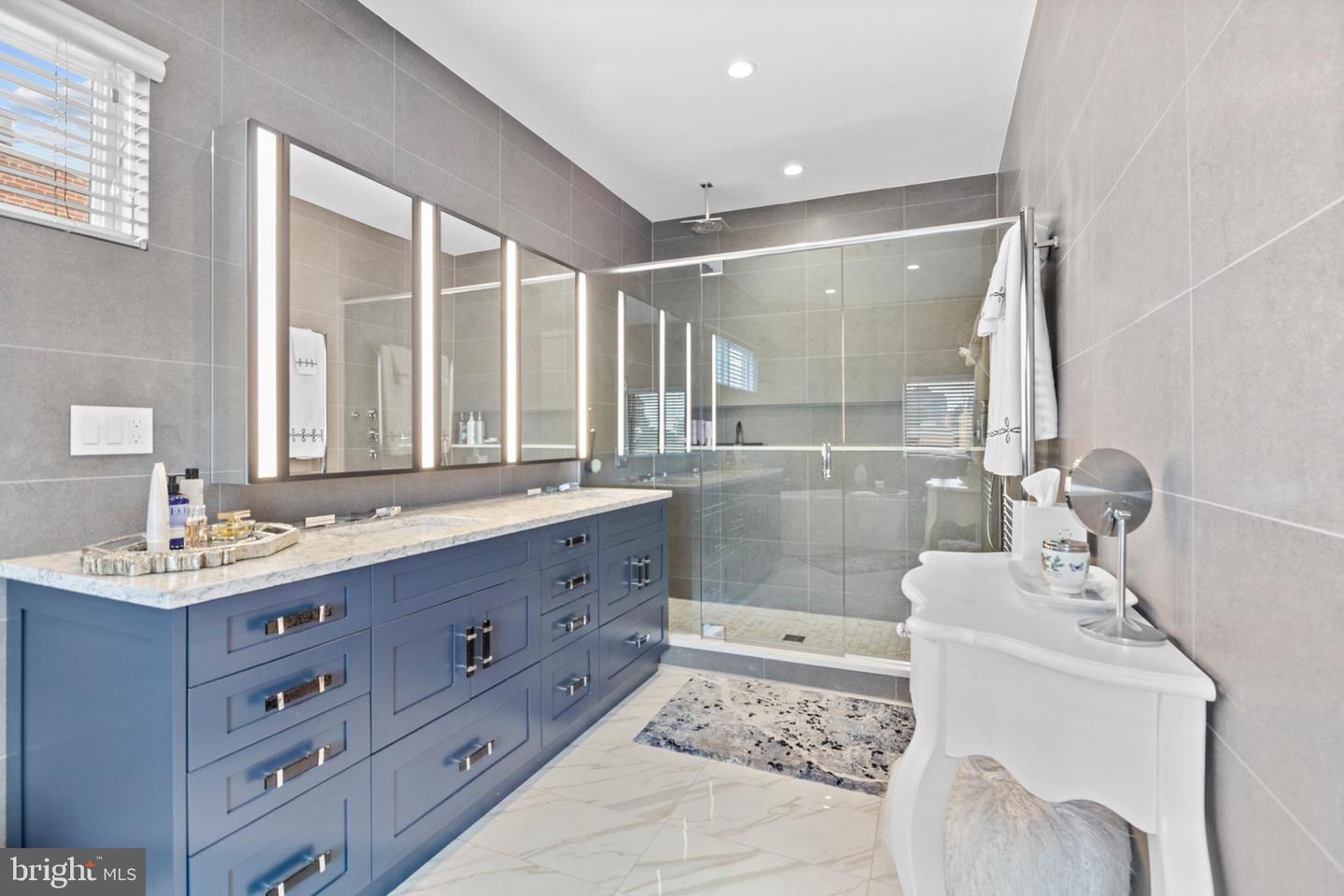 Philadelphia, Pennsylvania, 19146, United States, ,6 BathroomsBathrooms,Residential,Active,1862906