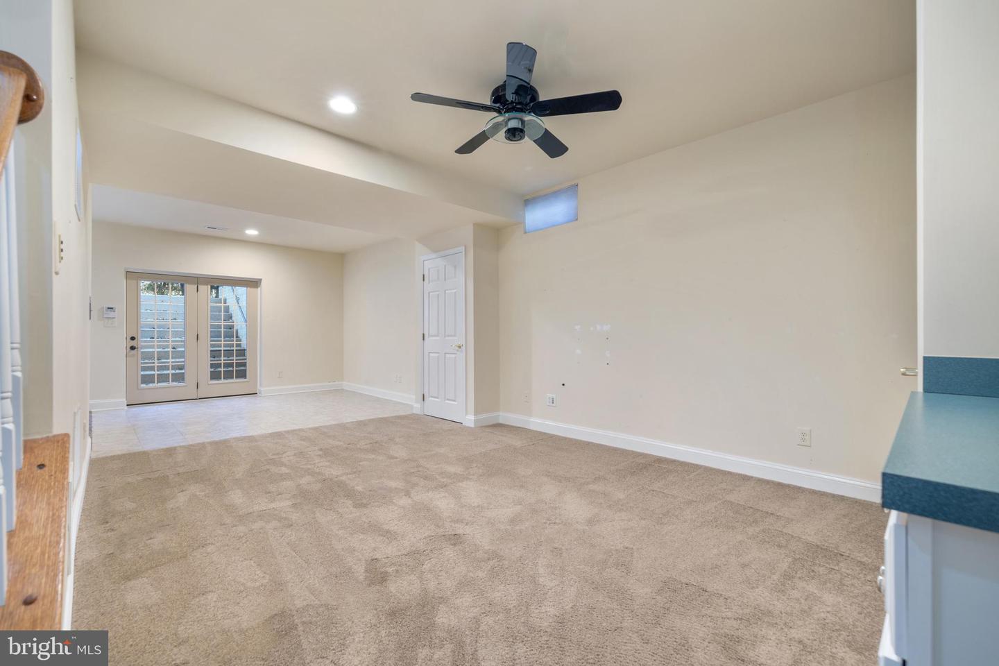 Rockville, Maryland, 20850, United States, 6 Bedrooms Bedrooms, ,5 BathroomsBathrooms,Residential,Active,1970950