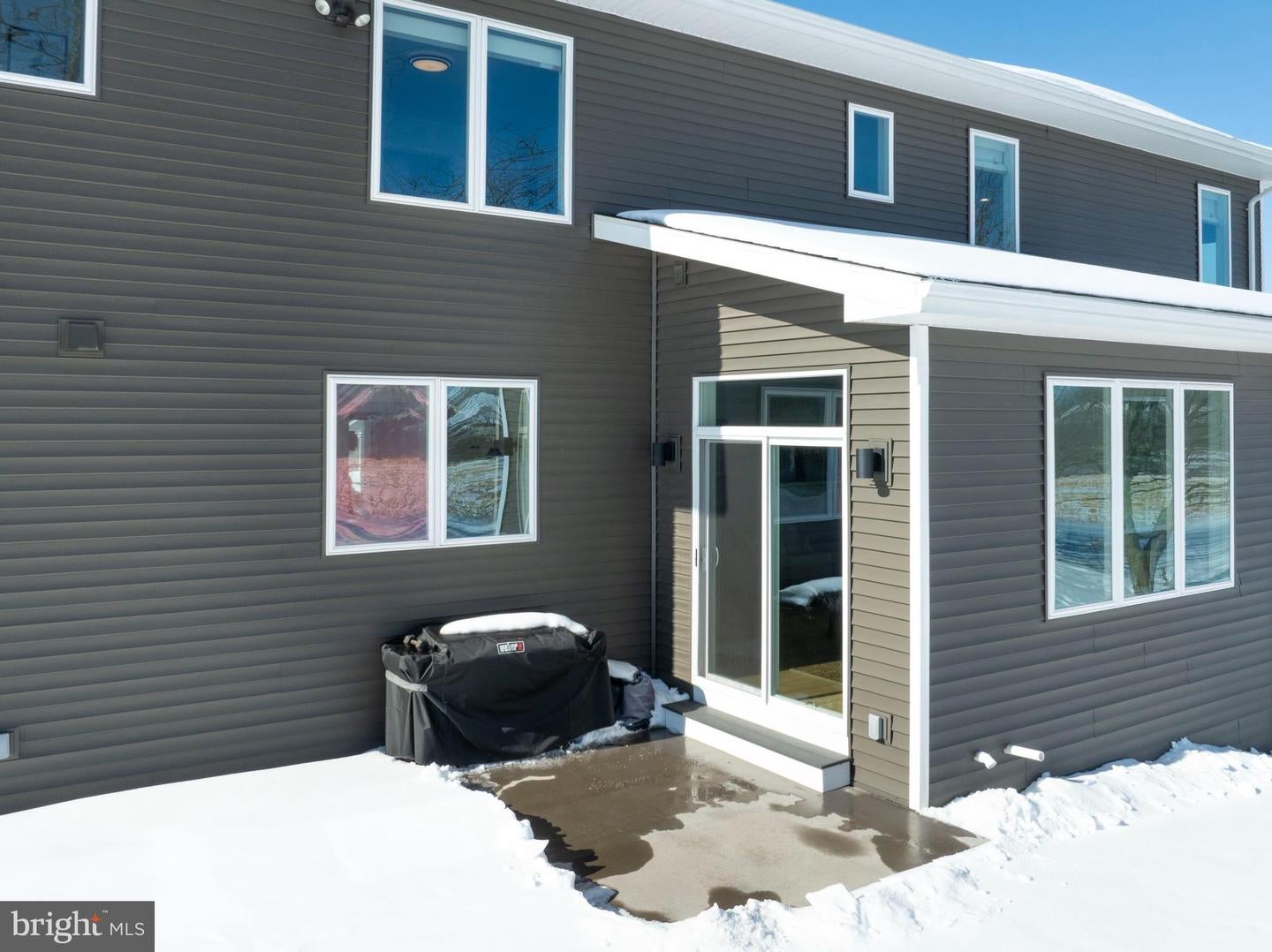 State College, Pennsylvania, 16801, United States, 5 Bedrooms Bedrooms, ,5 BathroomsBathrooms,Residential,Active,2015470