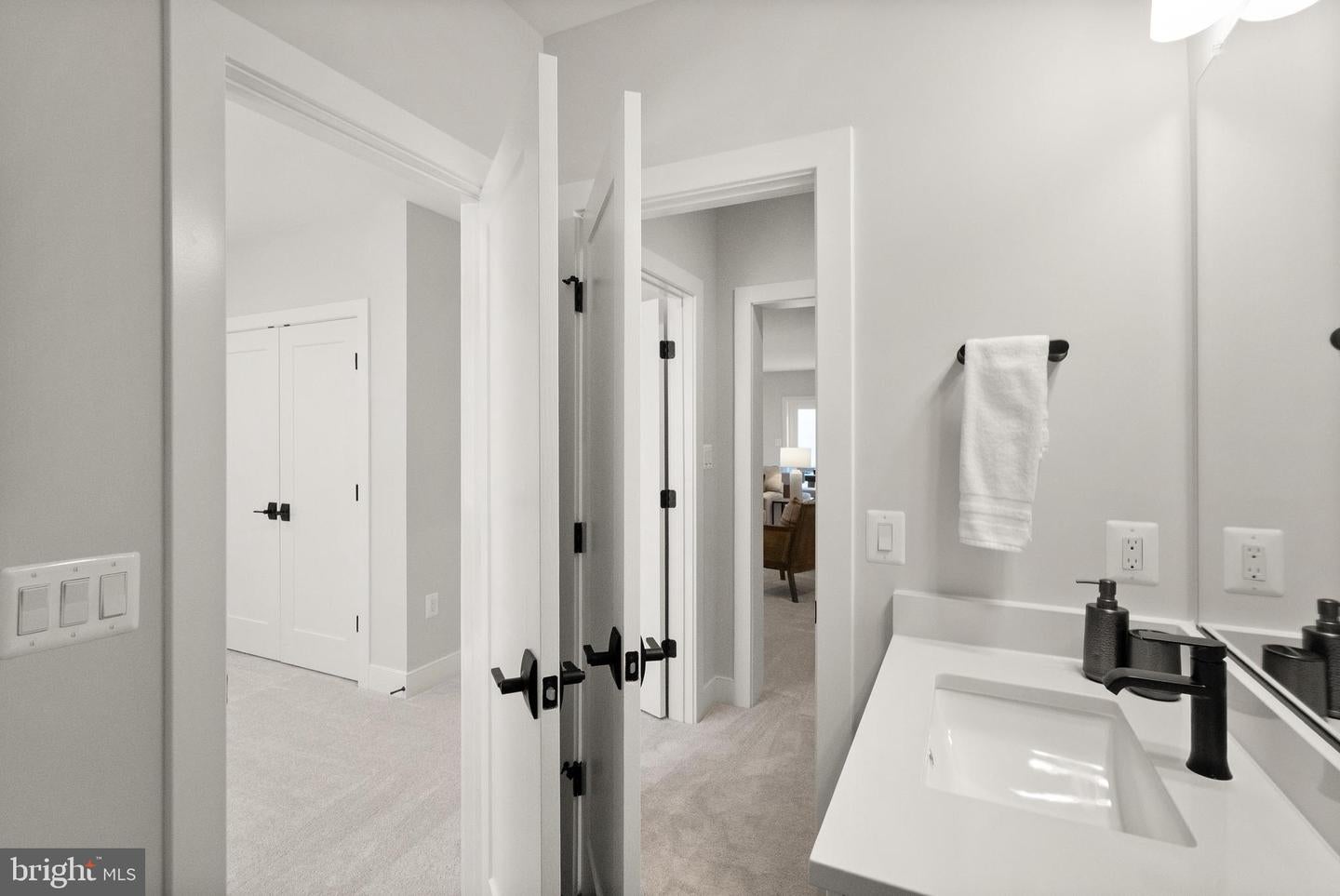 Falls Church, Virginia, 22046, United States, 7 Bedrooms Bedrooms, ,7 BathroomsBathrooms,Residential,Active,1798016