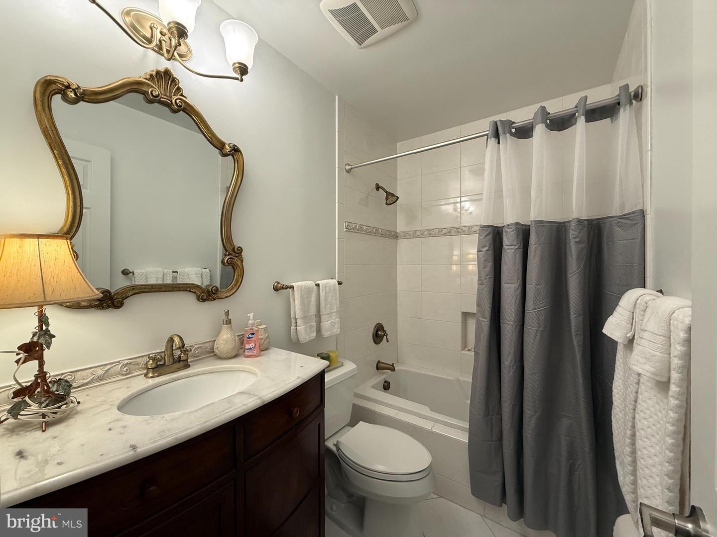 Herndon, Virginia, 20171, United States, 5 Bedrooms Bedrooms, ,3 BathroomsBathrooms,Residential,Active,1961930