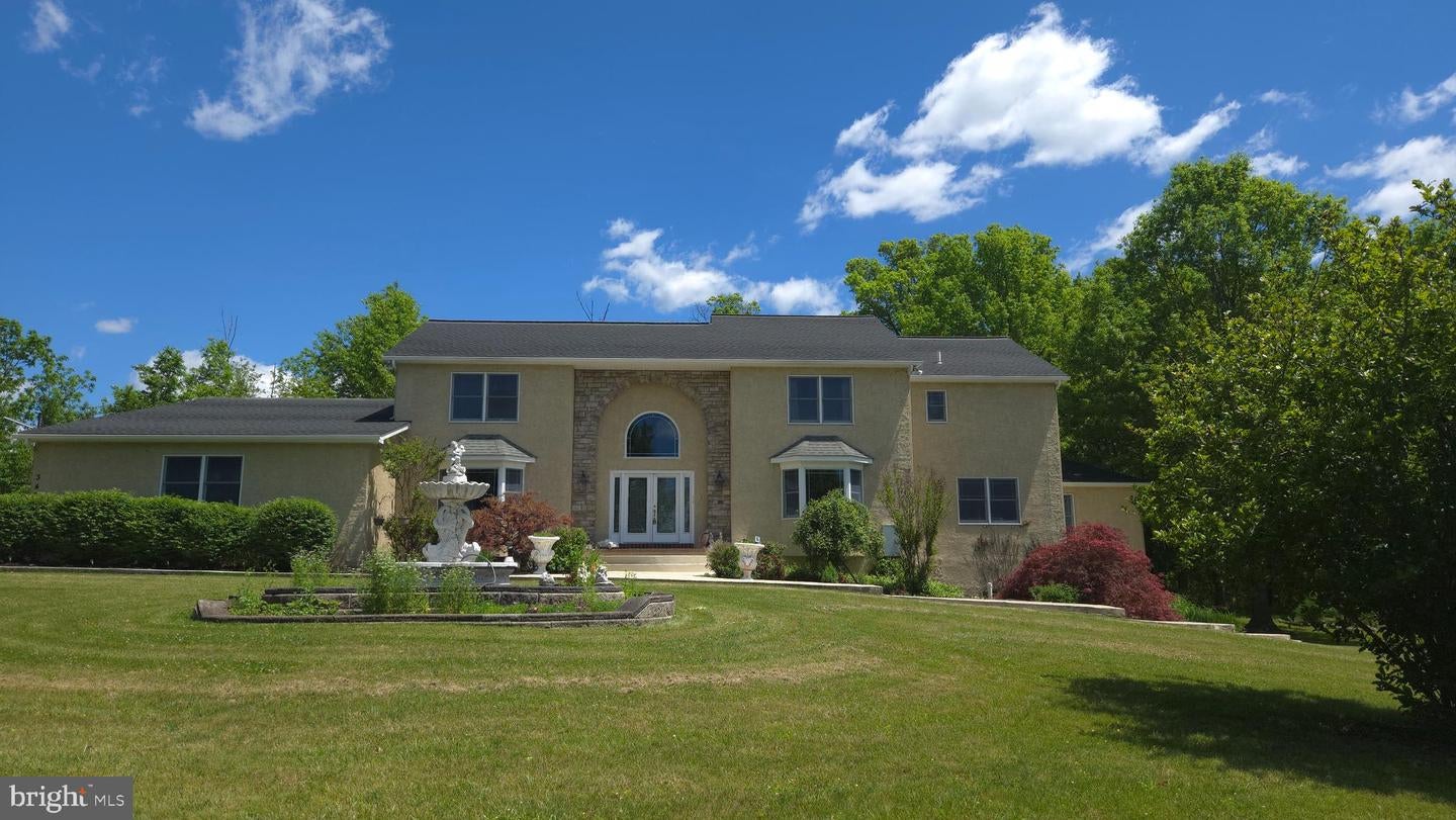 Collegeville, Pennsylvania, 19426, United States, 6 Bedrooms Bedrooms, ,5 BathroomsBathrooms,Residential,Active,2018175
