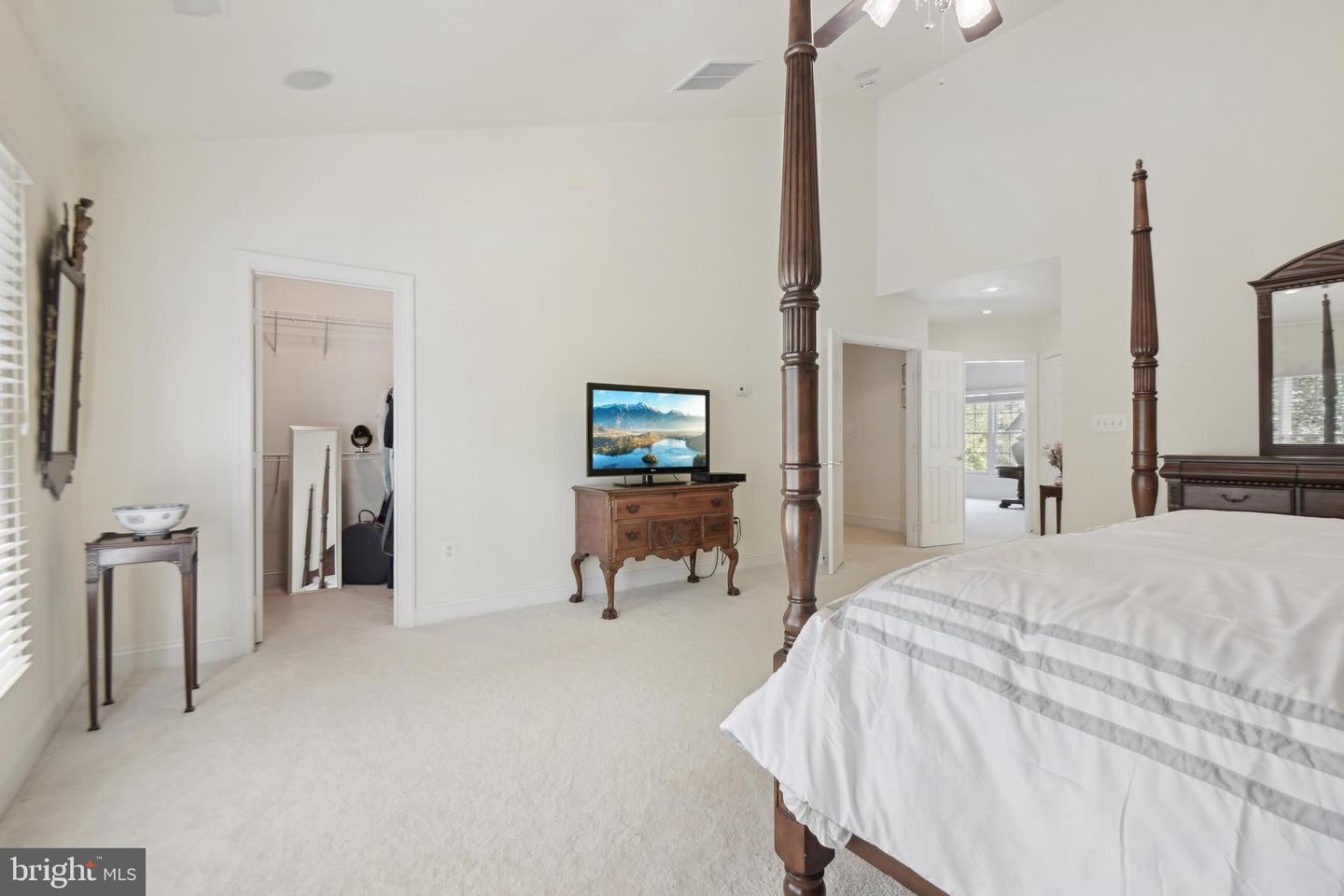 Woodbridge, Virginia, 22192, United States, 5 Bedrooms Bedrooms, ,5 BathroomsBathrooms,Residential,Active,2045542