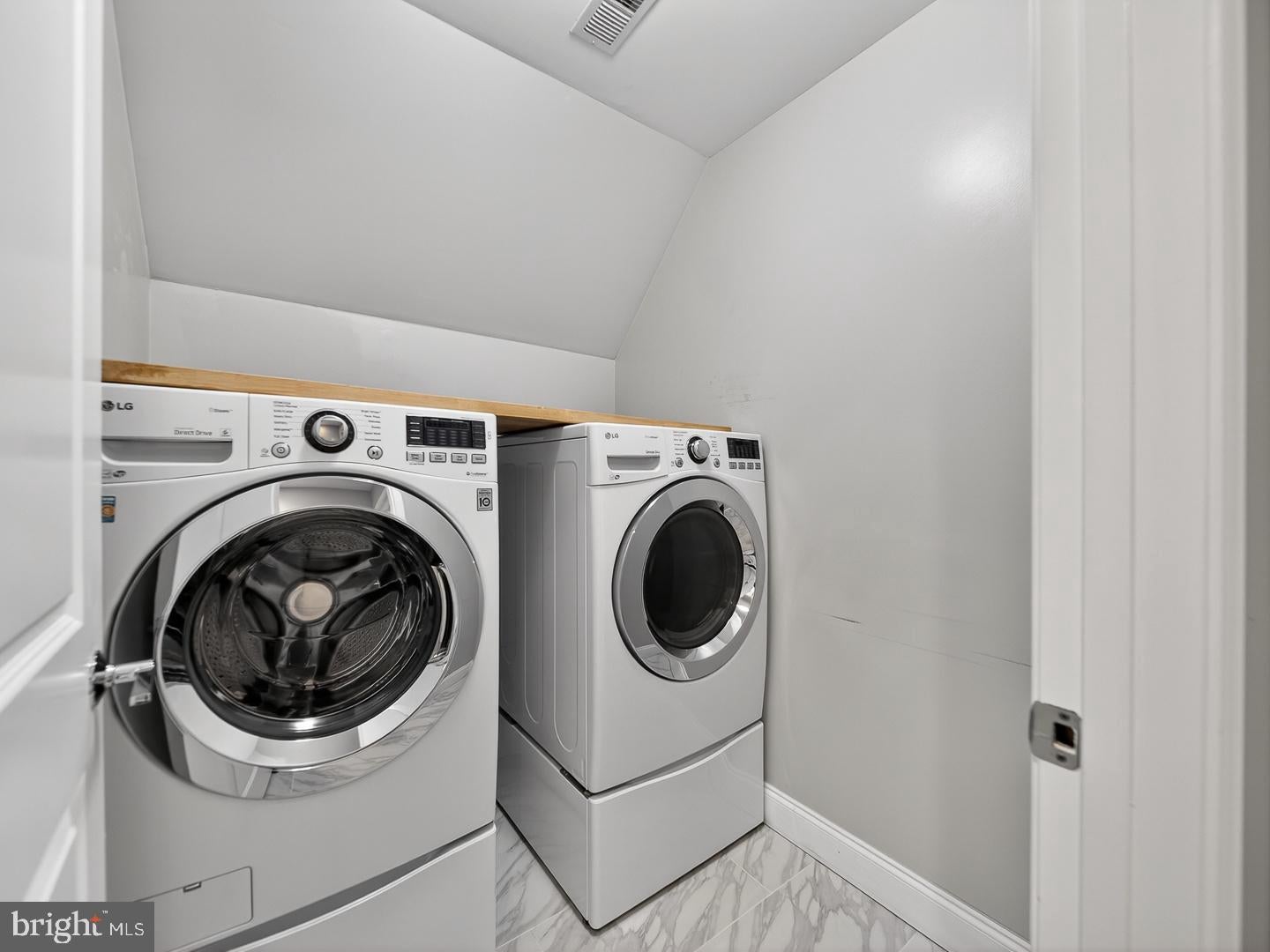 Bethesda, Maryland, 20817, United States, 4 Bedrooms Bedrooms, ,4 BathroomsBathrooms,Residential,Contingent,2006852