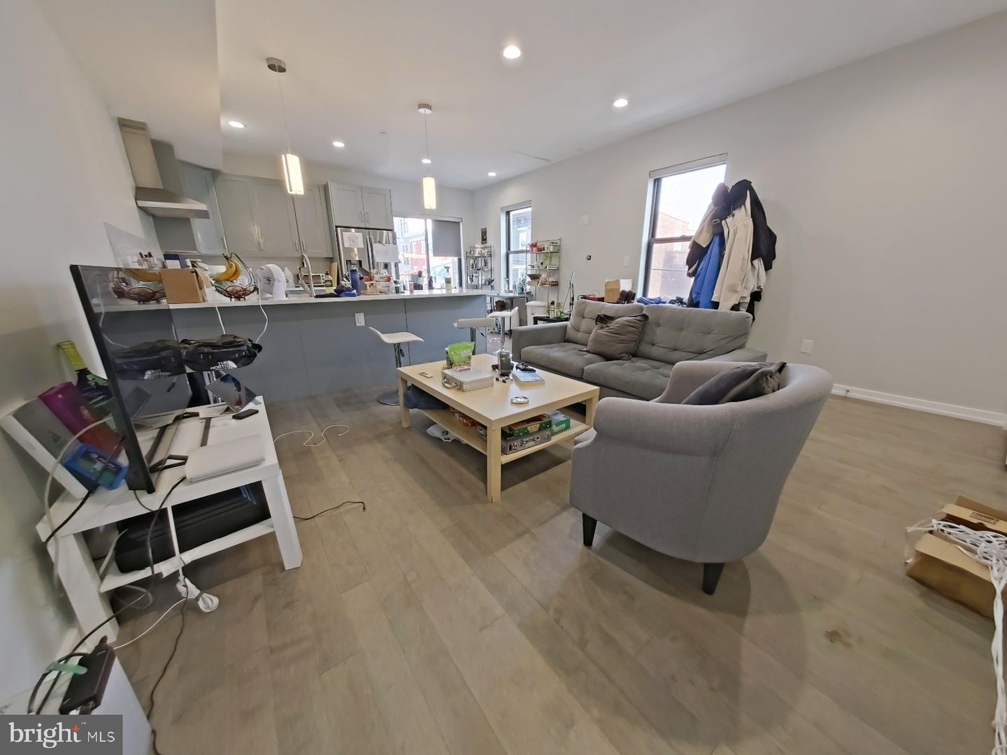 Philadelphia, Pennsylvania, 19130, United States, ,Residential,Active,1952052