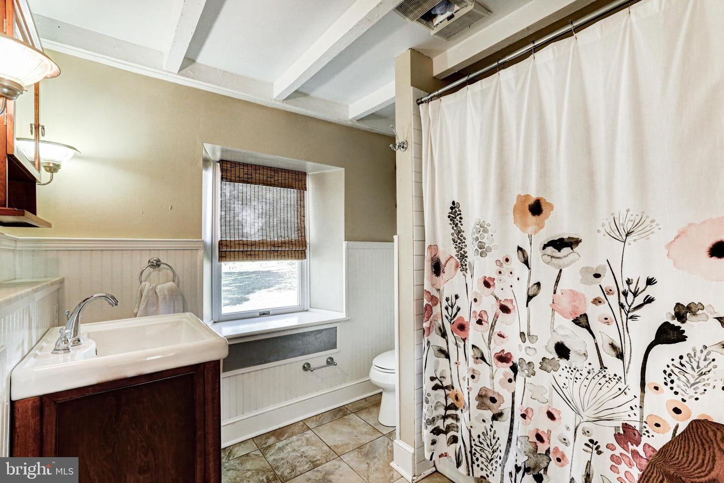 Landenberg, Pennsylvania, 19350, United States, 4 Bedrooms Bedrooms, ,2 BathroomsBathrooms,Residential,Active,1945072
