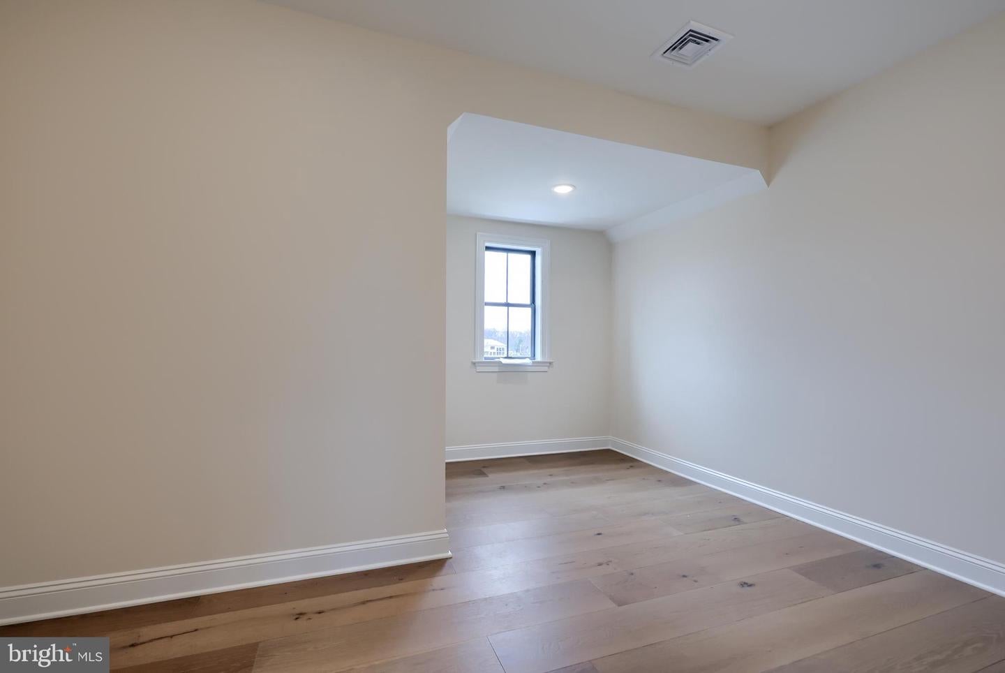 Lancaster, Pennsylvania, 17601, United States, 4 Bedrooms Bedrooms, ,5 BathroomsBathrooms,Residential,Active,1755222