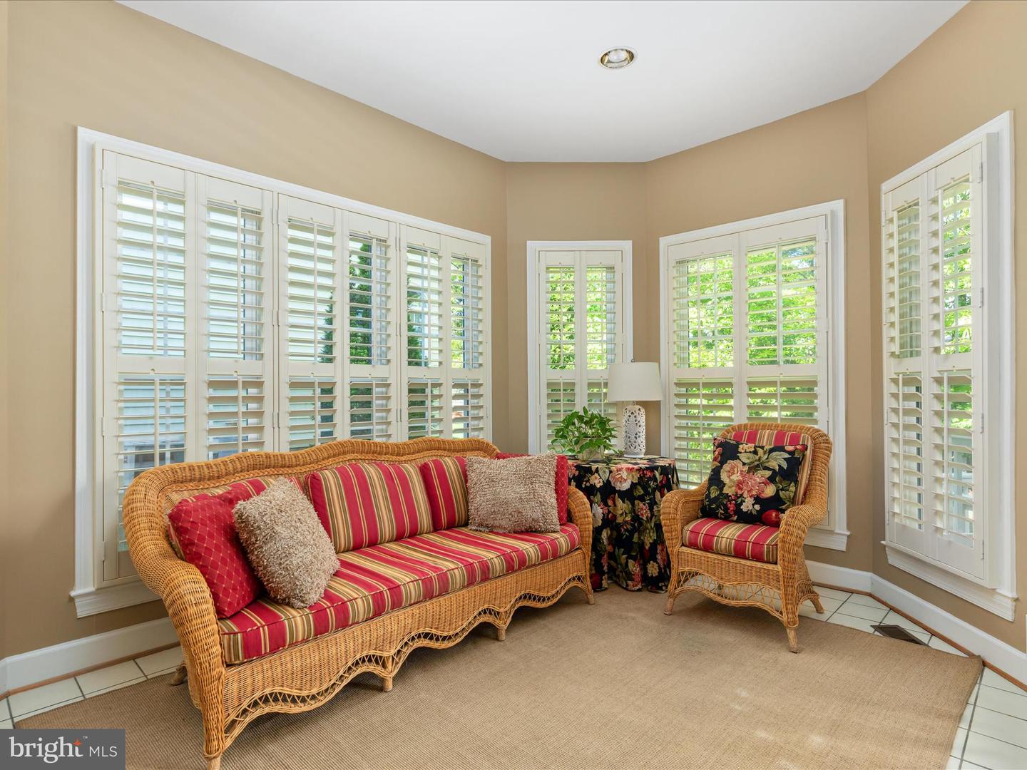 Fairfax Station, Virginia, 22039, United States, 4 Bedrooms Bedrooms, ,4 BathroomsBathrooms,Residential,Active,1905039