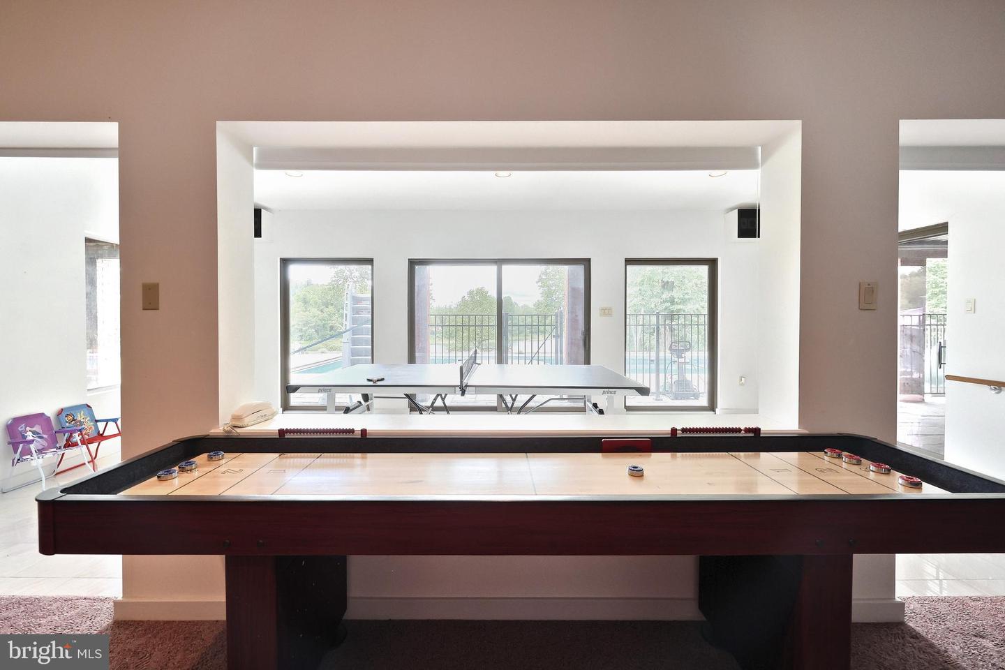 Spring Grove, Pennsylvania, 17362, United States, 6 Bedrooms Bedrooms, ,6 BathroomsBathrooms,Residential,Active,1825088