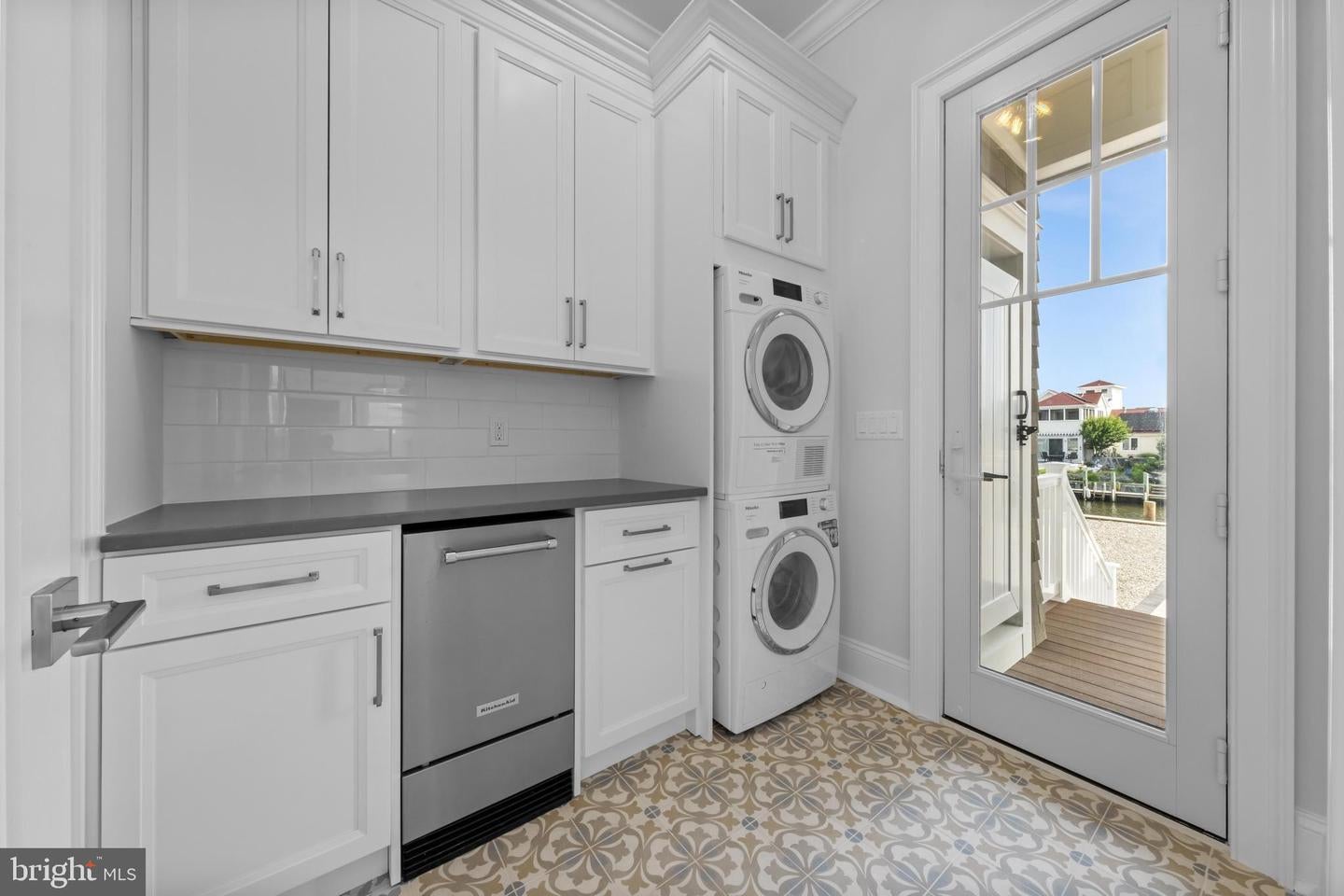 Long Beach Township, New Jersey, 08008, United States, 6 Bedrooms Bedrooms, ,7 BathroomsBathrooms,Residential,Active,1889026