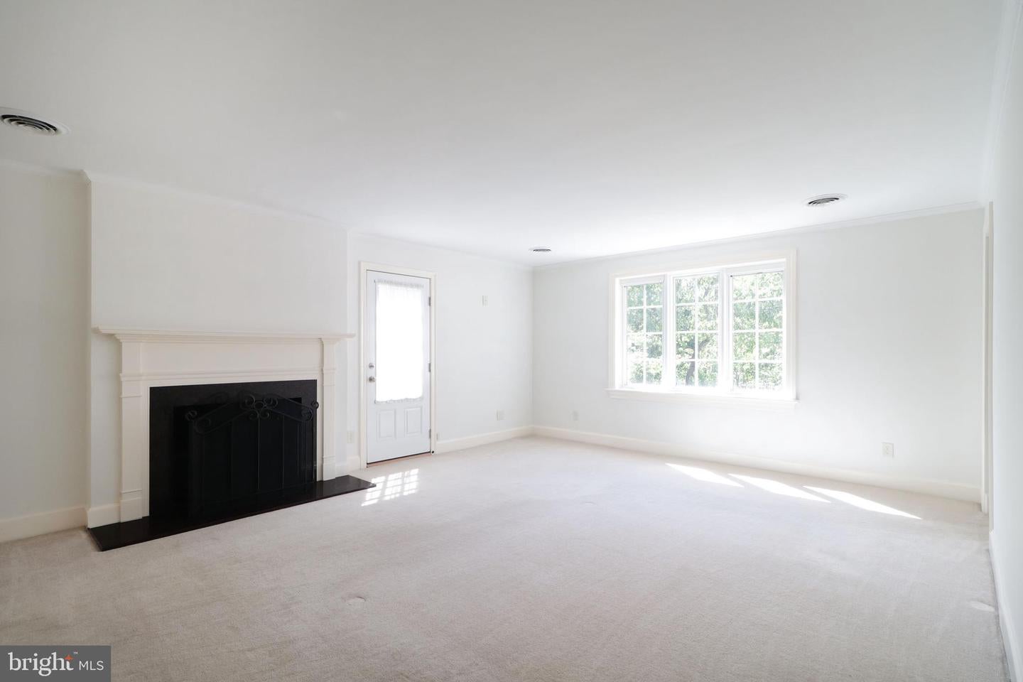 State College, Pennsylvania, 16803, United States, 5 Bedrooms Bedrooms, ,5 BathroomsBathrooms,Residential,Active,1824032