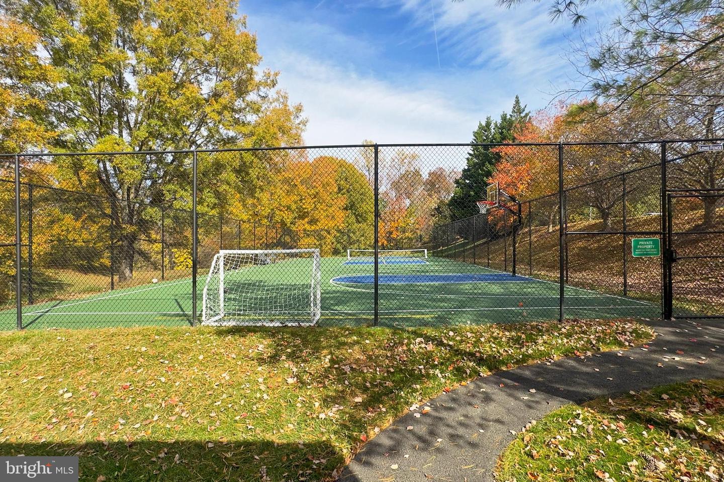 Falls Church, Virginia, 22042, United States, 4 Bedrooms Bedrooms, ,5 BathroomsBathrooms,Residential,Active,1988475