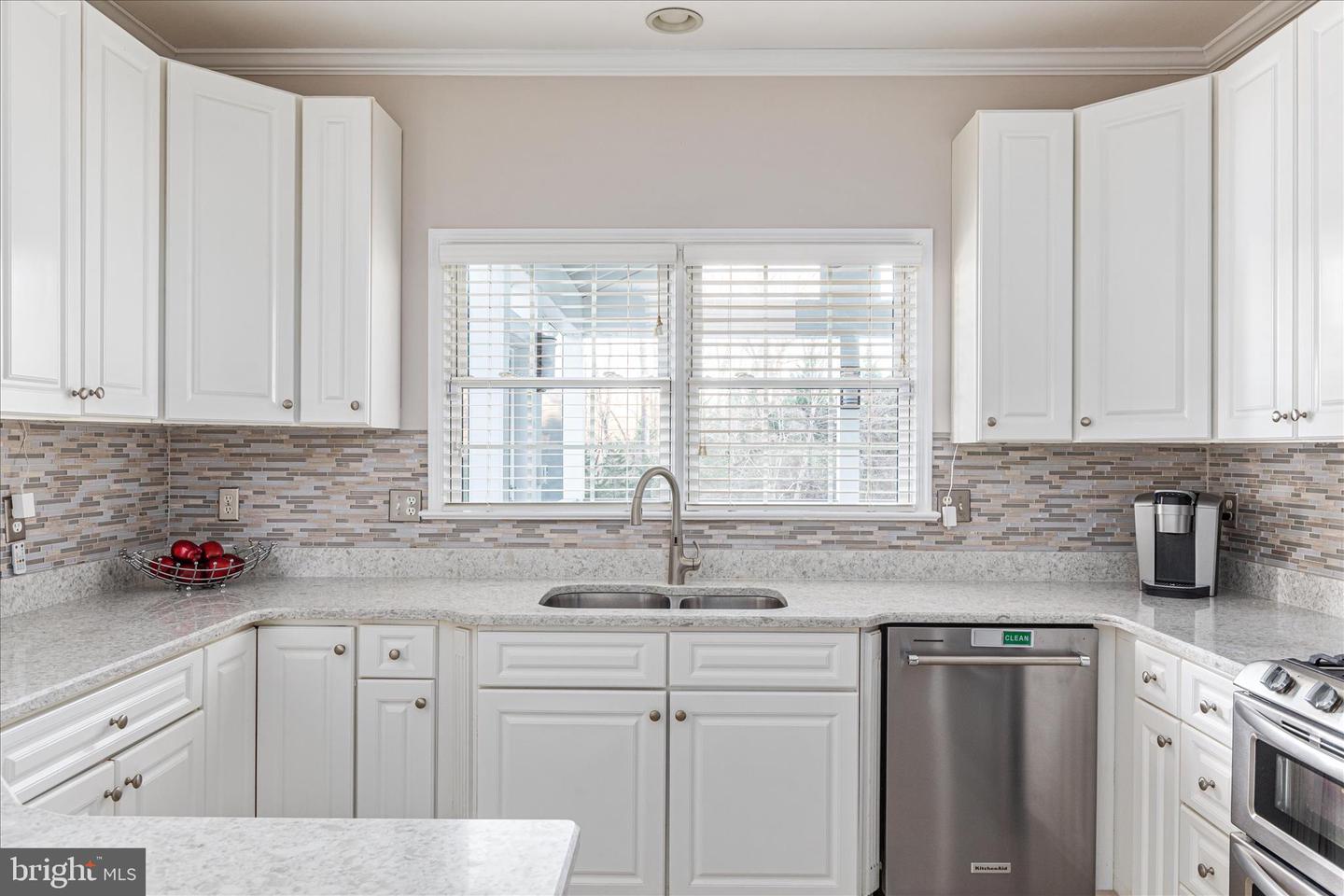 Vienna, Virginia, 22181, United States, 5 Bedrooms Bedrooms, ,4 BathroomsBathrooms,Residential,Active,2010162