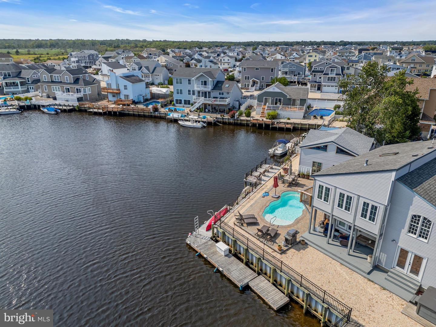 Manahawkin, New Jersey, 08050, United States, 4 Bedrooms Bedrooms, ,2 BathroomsBathrooms,Residential,Active,1919073