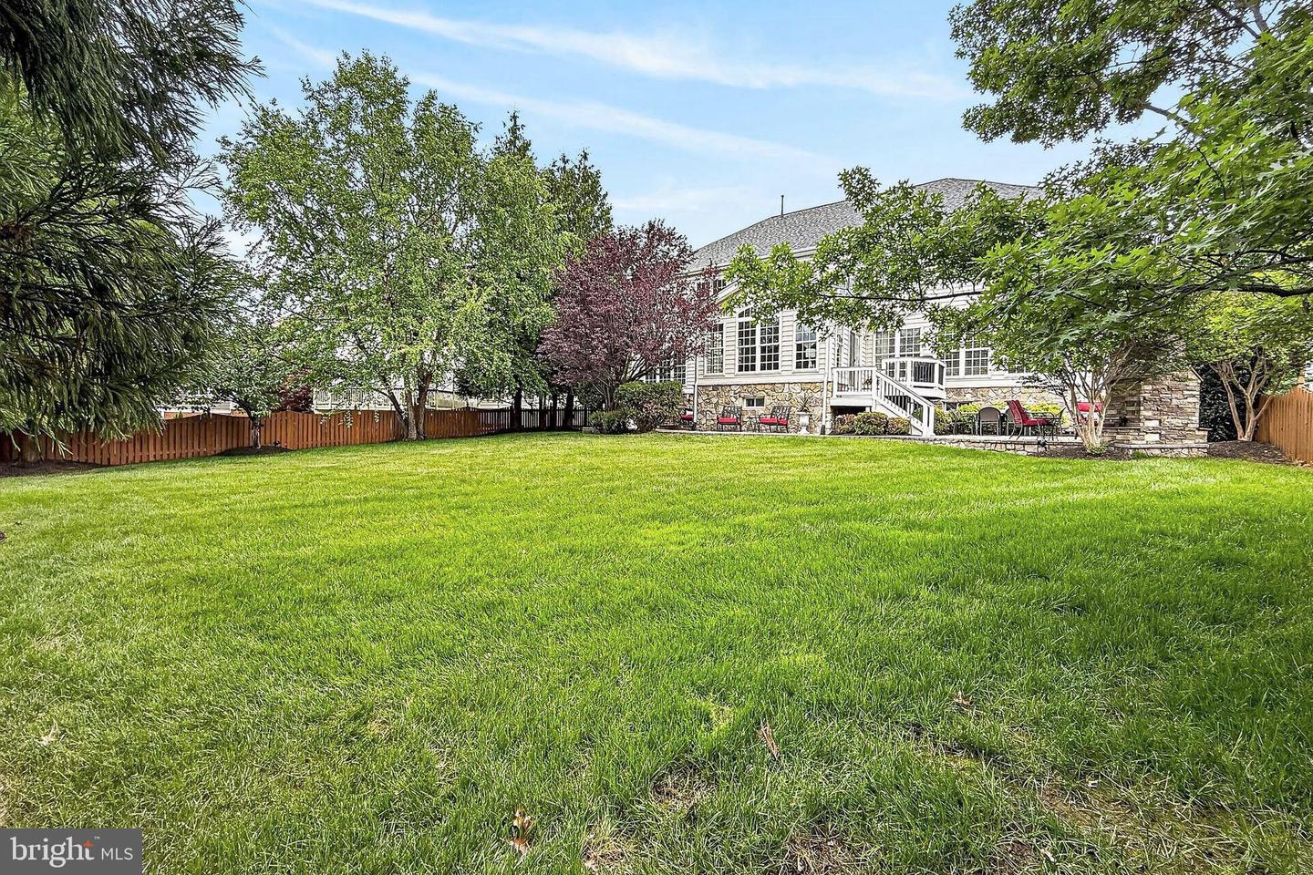 Brambleton, Virginia, 20148, United States, 4 Bedrooms Bedrooms, ,5 BathroomsBathrooms,Residential,Pending,2045666