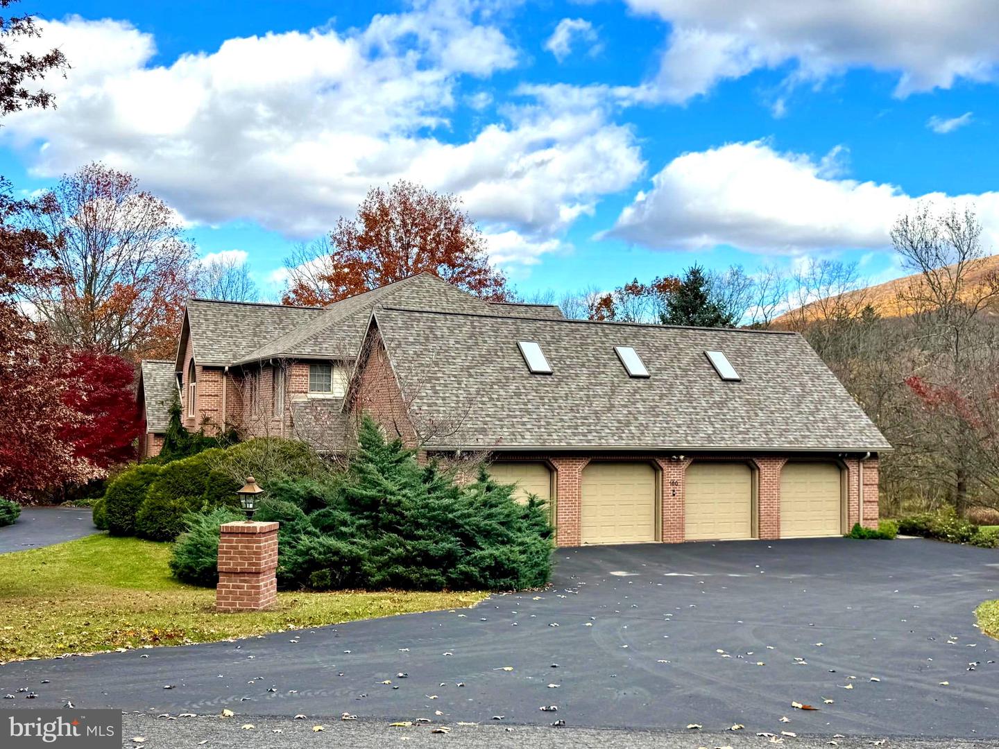 State College, Pennsylvania, 16801, United States, 4 Bedrooms Bedrooms, ,4 BathroomsBathrooms,Residential,Active,1988791