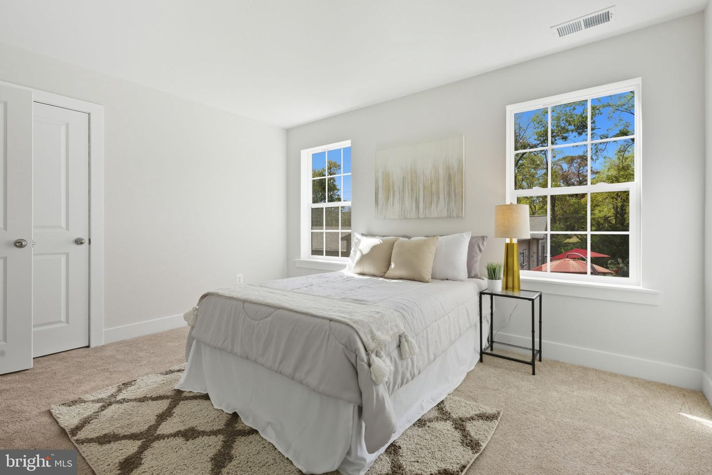 Washington Grove, Maryland, 20880, United States, 4 Bedrooms Bedrooms, ,4 BathroomsBathrooms,Residential,Active,1967308